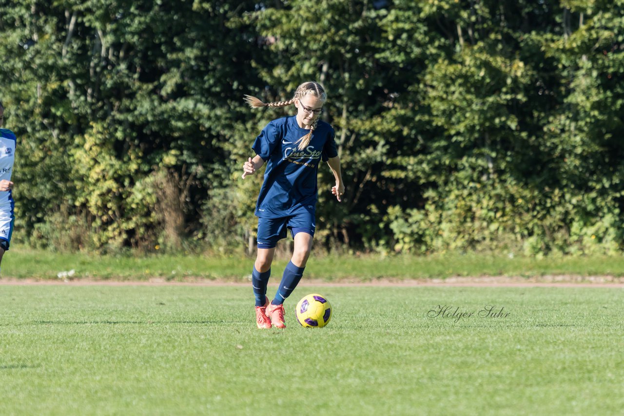 Bild 161 - B-Juniorinnen Krummesser SV - SV Henstedt Ulzburg : Ergebnis: 0:3